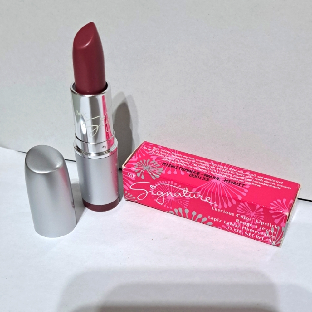 Signature Luscious Lipstick - MAUVE